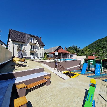 Усадьба " У Артура" 솔로친 외부 사진